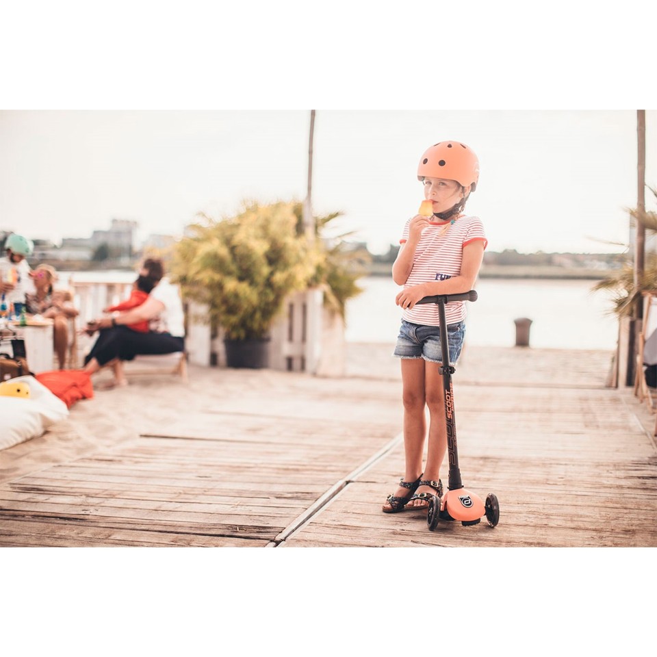 Scoot and Ride - Highwaykick 3 LED - Peach