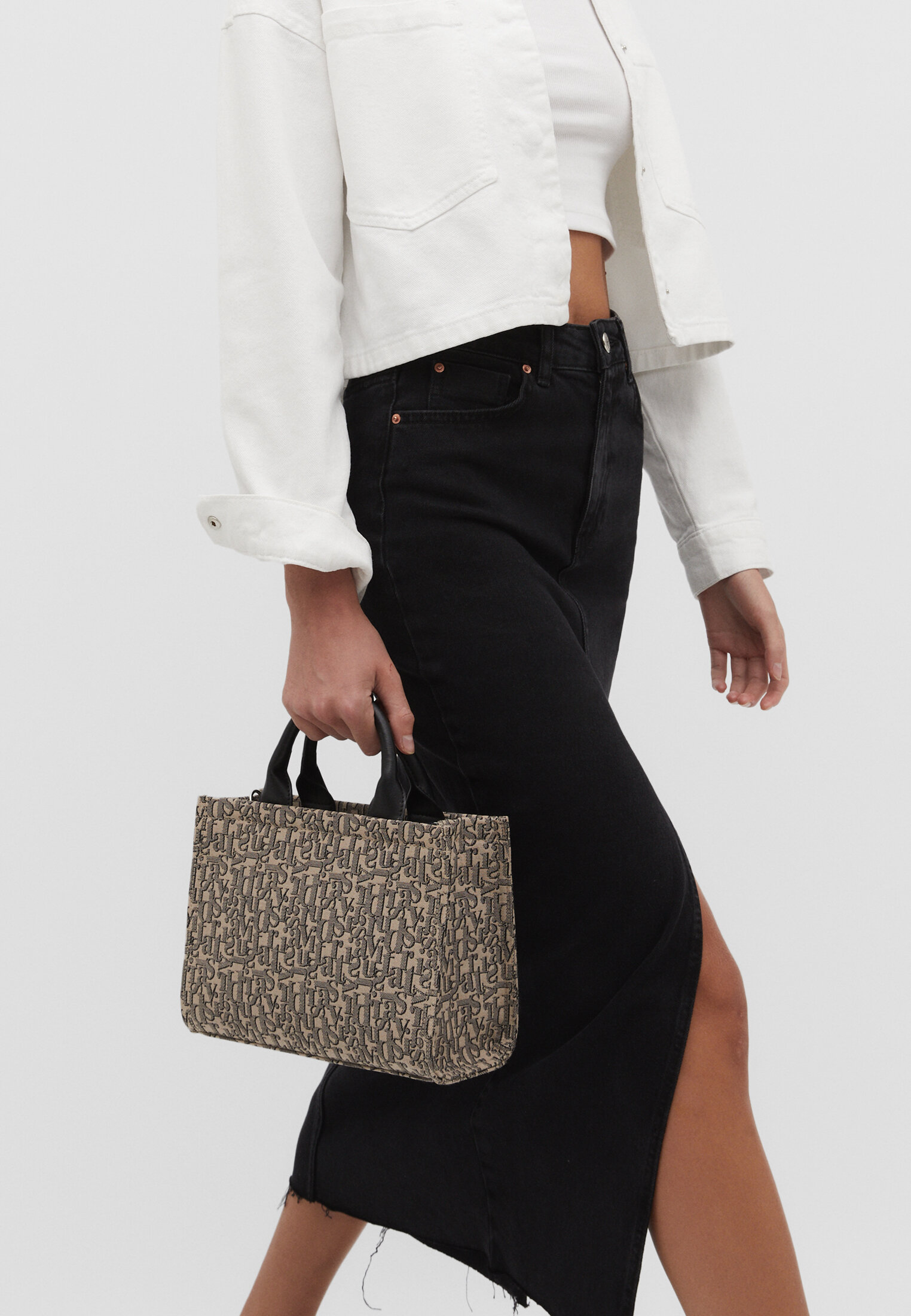 Bolsa tote com monograma