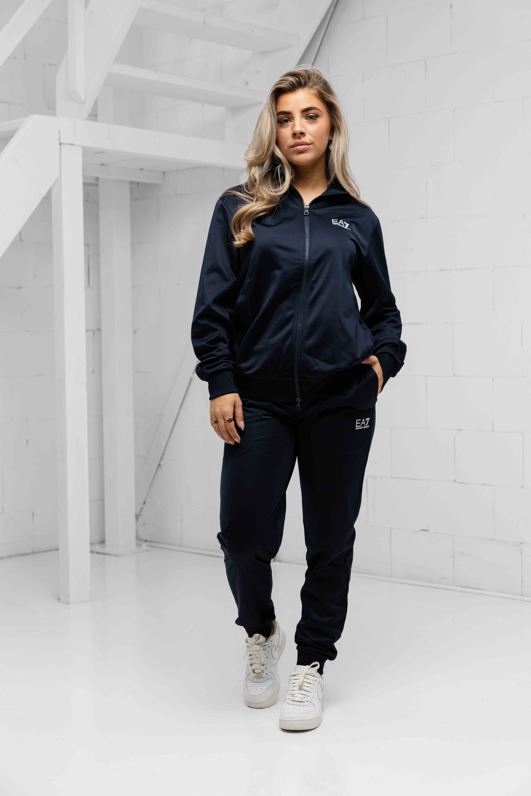 EA7 Emporio Armani 8NPV65 Trainingspak Dames Donkerblauw