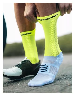 Chaussettes Compressport Pro Racing Socks v4.0 Bike Blanc/Jaune