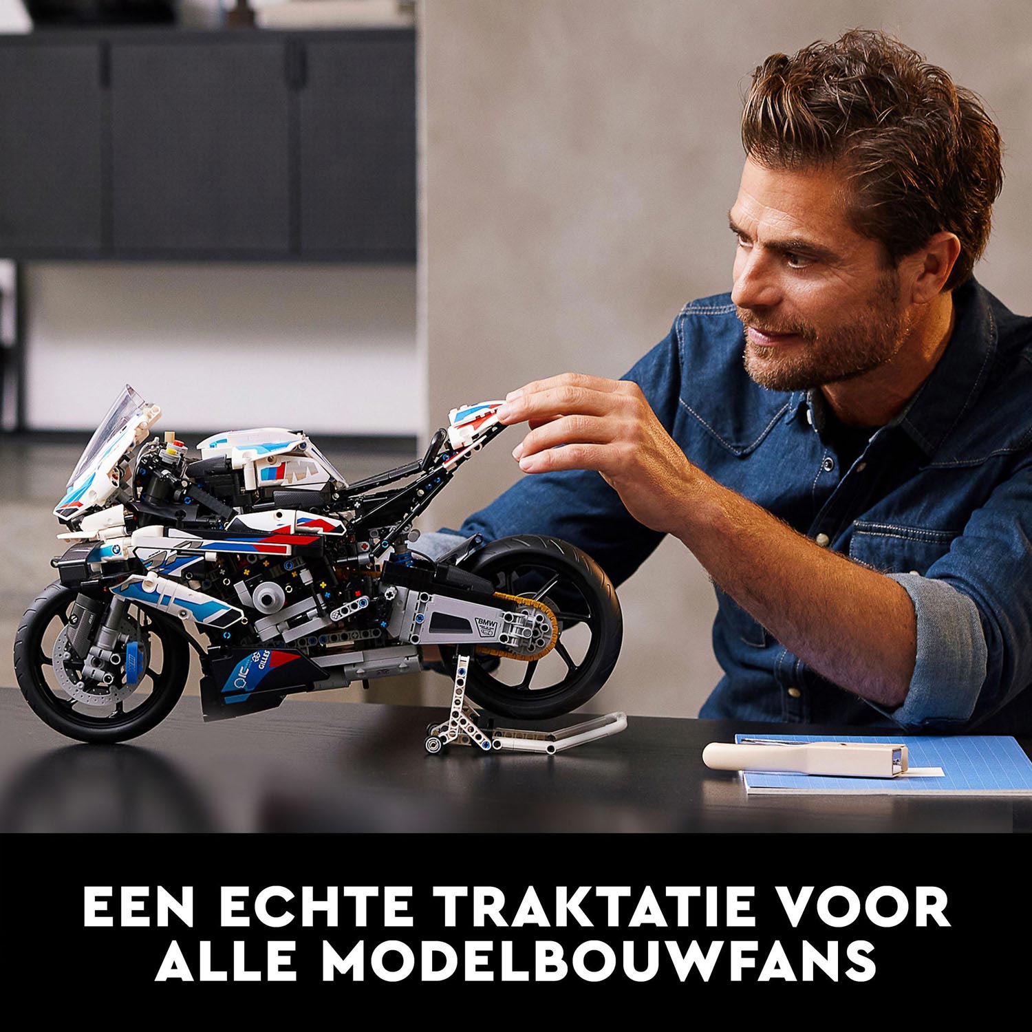 LEGO Technic 42130 BMW 1000 RR
