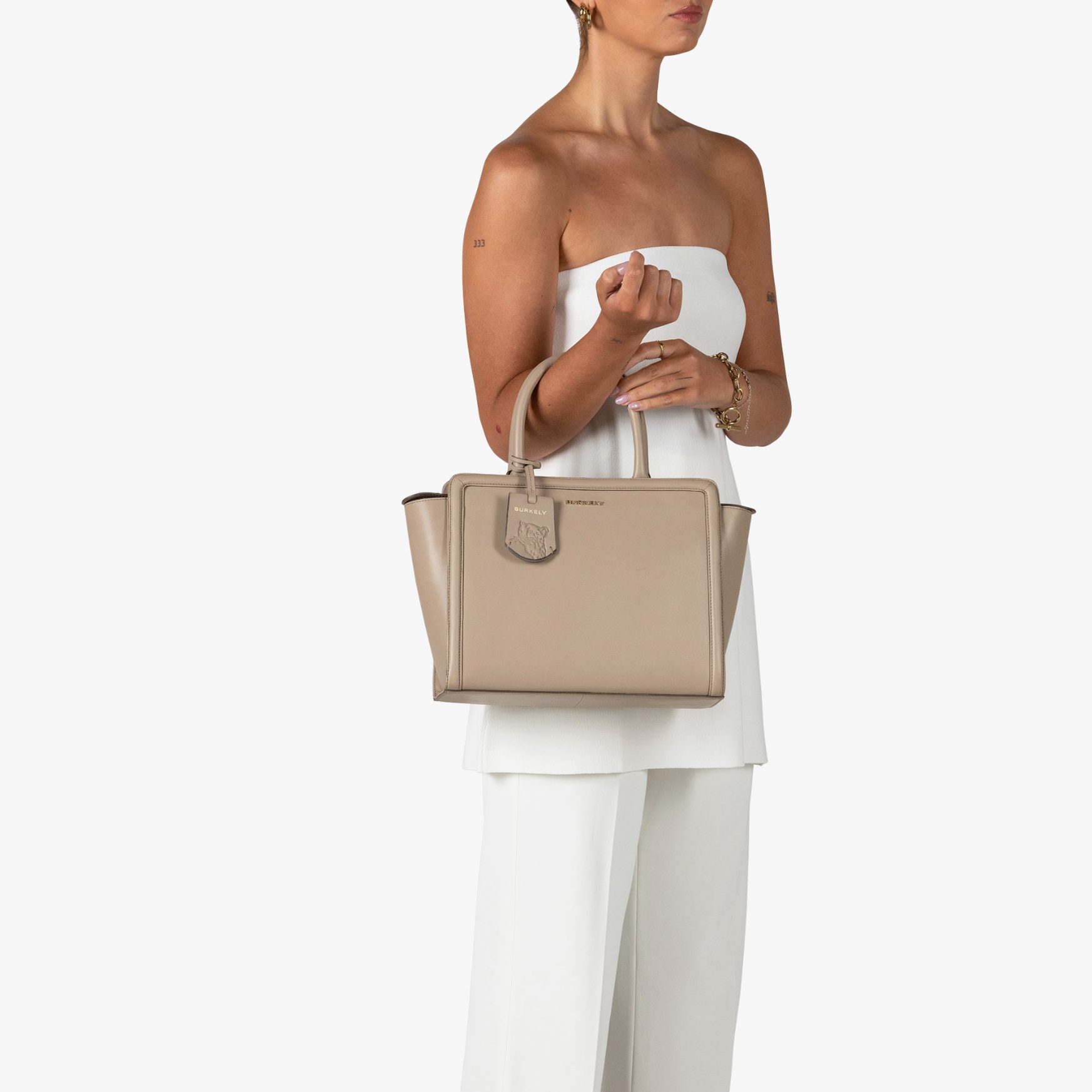 Burkely Beloved Bailey Handbag Grey