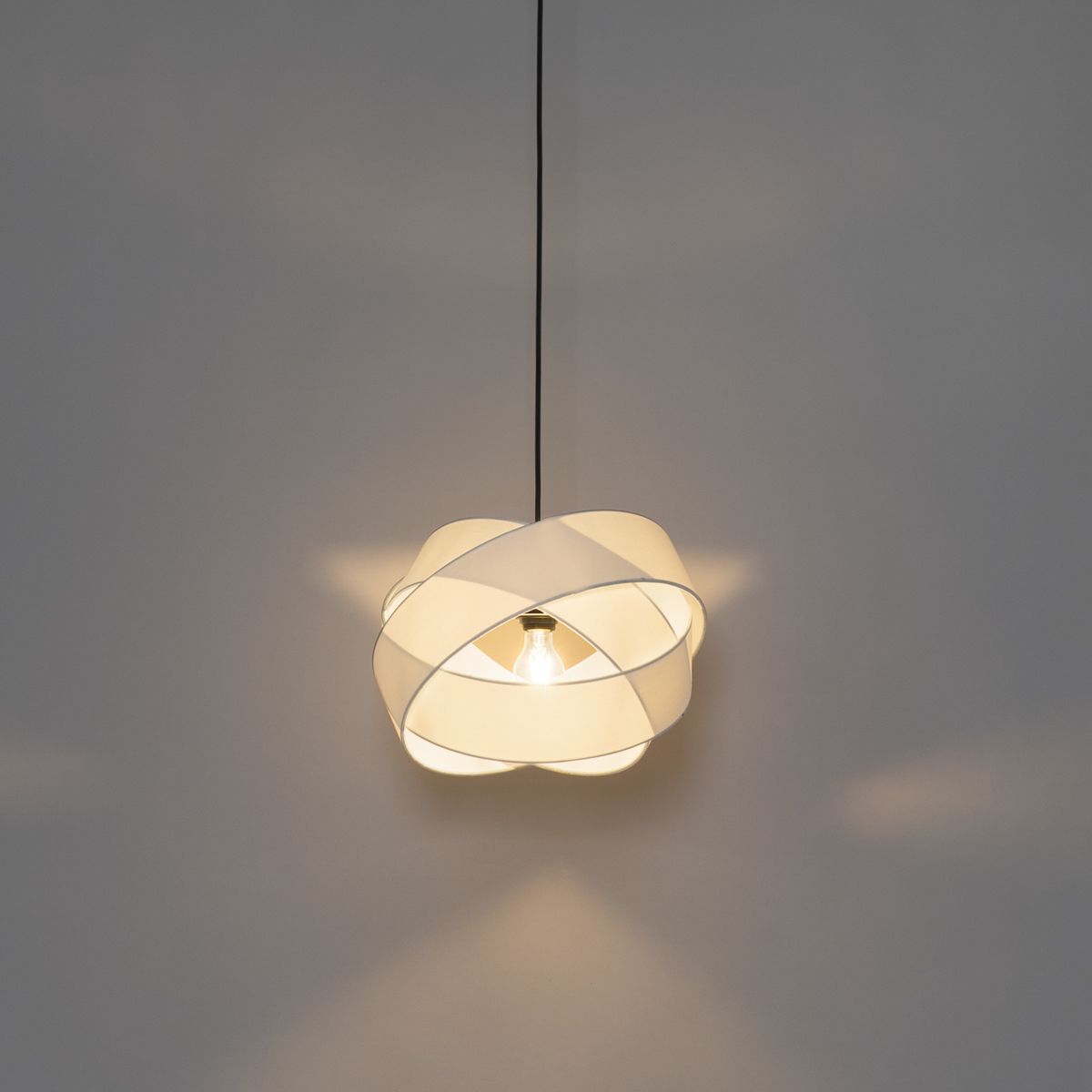 Moderne hanglamp wit met zwart - Cloth