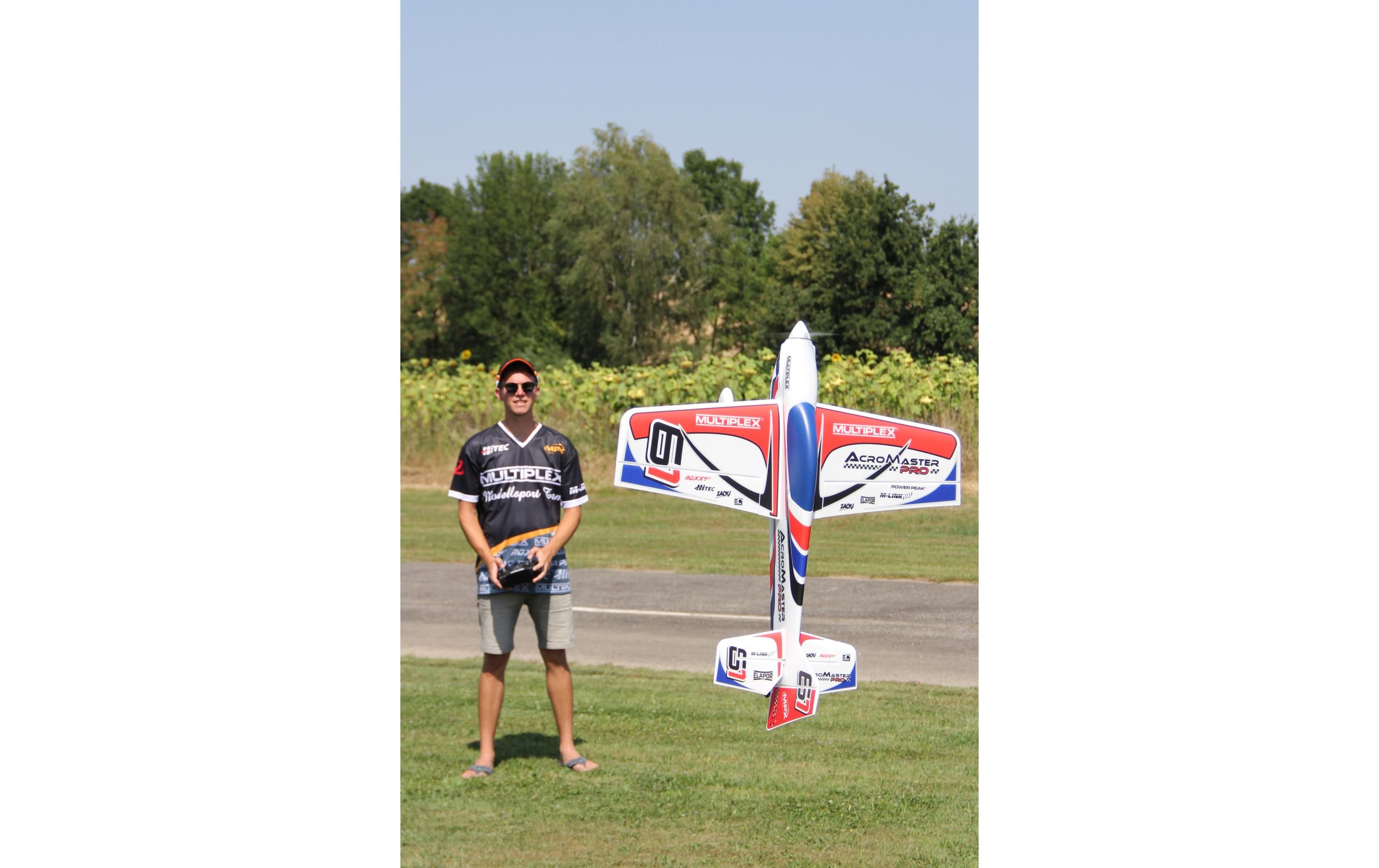 Flugzeug AcroMaster PRO RR<br>Akro-Modell