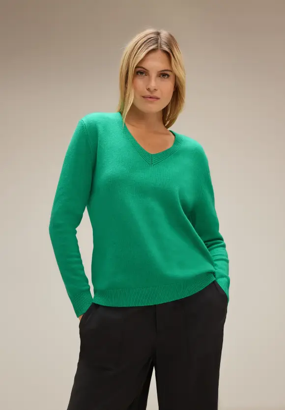 V-Neck Pullover - dark cameo green
