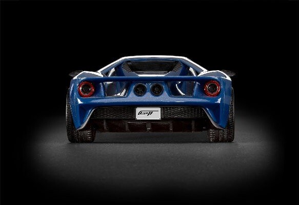 Revell - 2017 Ford Gt Bil Byggesæt - 1:24 - Easy Click - 07824