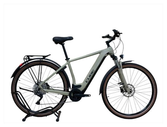 Produit reconditionné . Cube Nuride Hybrid Pro 625 Allroad Shimano Deore 2022 . Vélo électrique . Cube . bon état