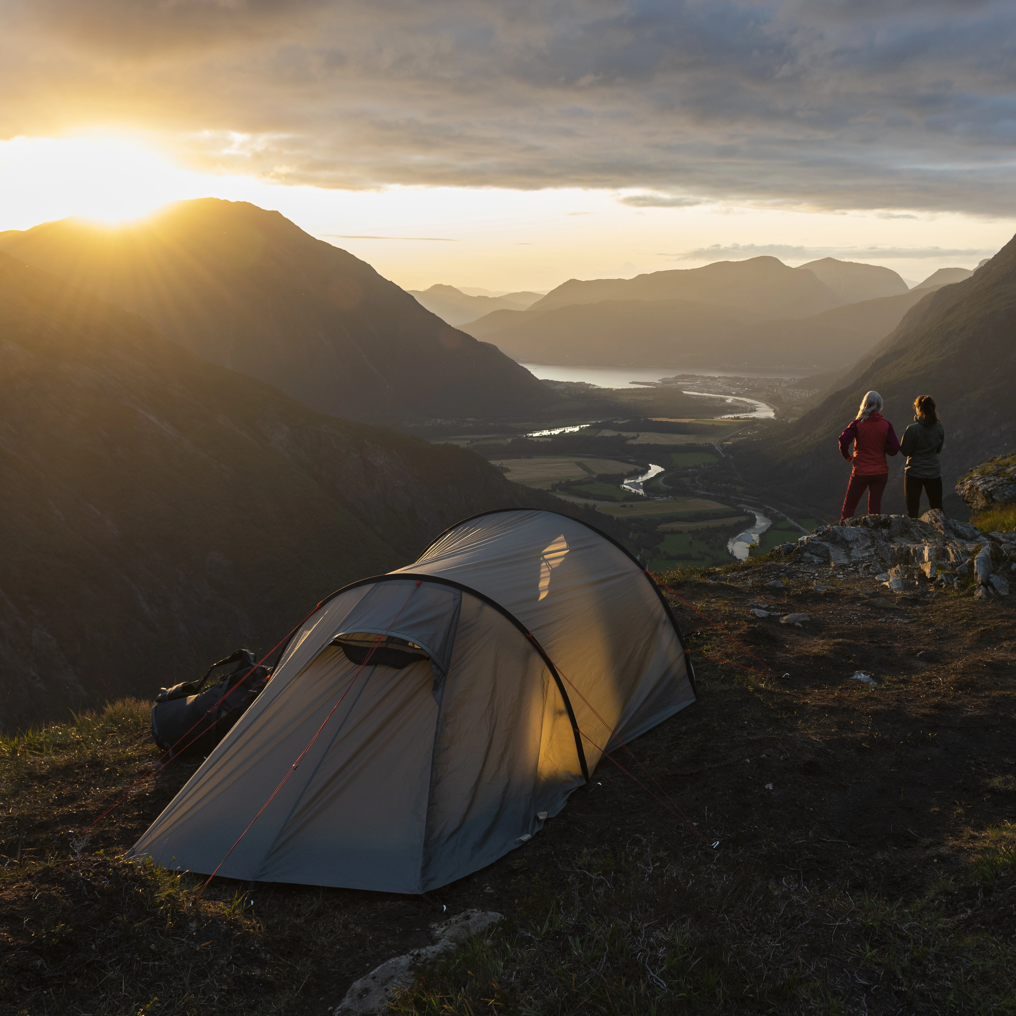 Romsdal 2-Person Tent Solid Light Grey