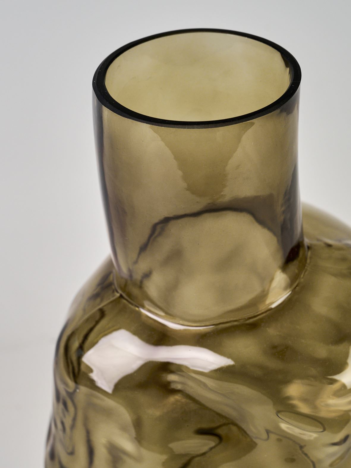Vase brun - 19x16,5x24 cm