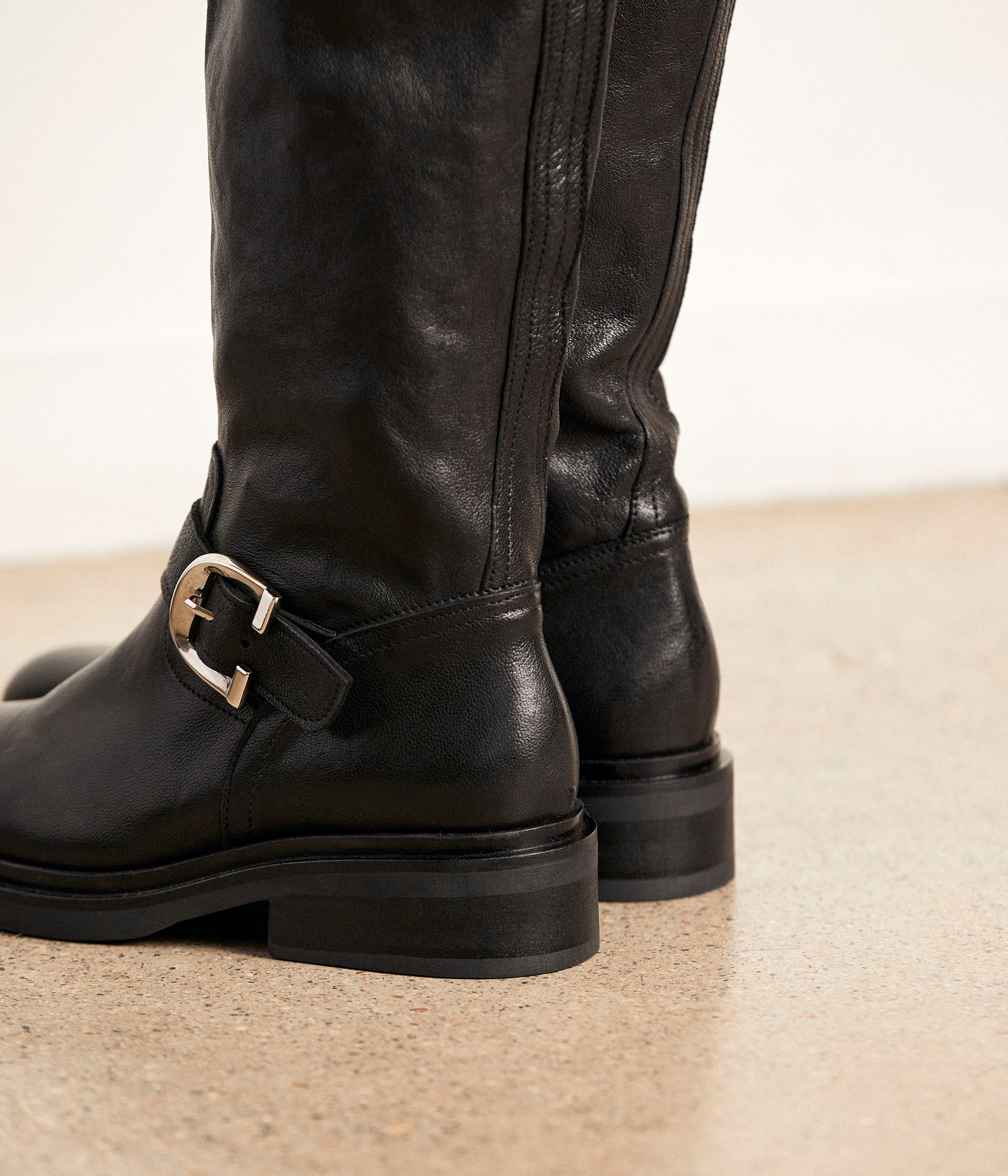 Bottes cuir noir Izia