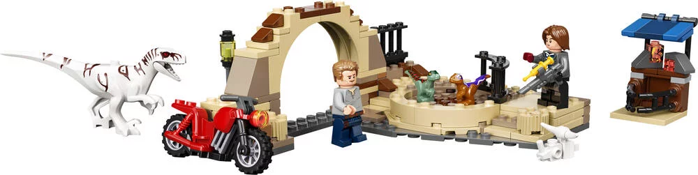 LEGO®JURASSIC WORLD  76945 - LA POURSUITE EN MOTO DE L'ATROCIRAPTOR