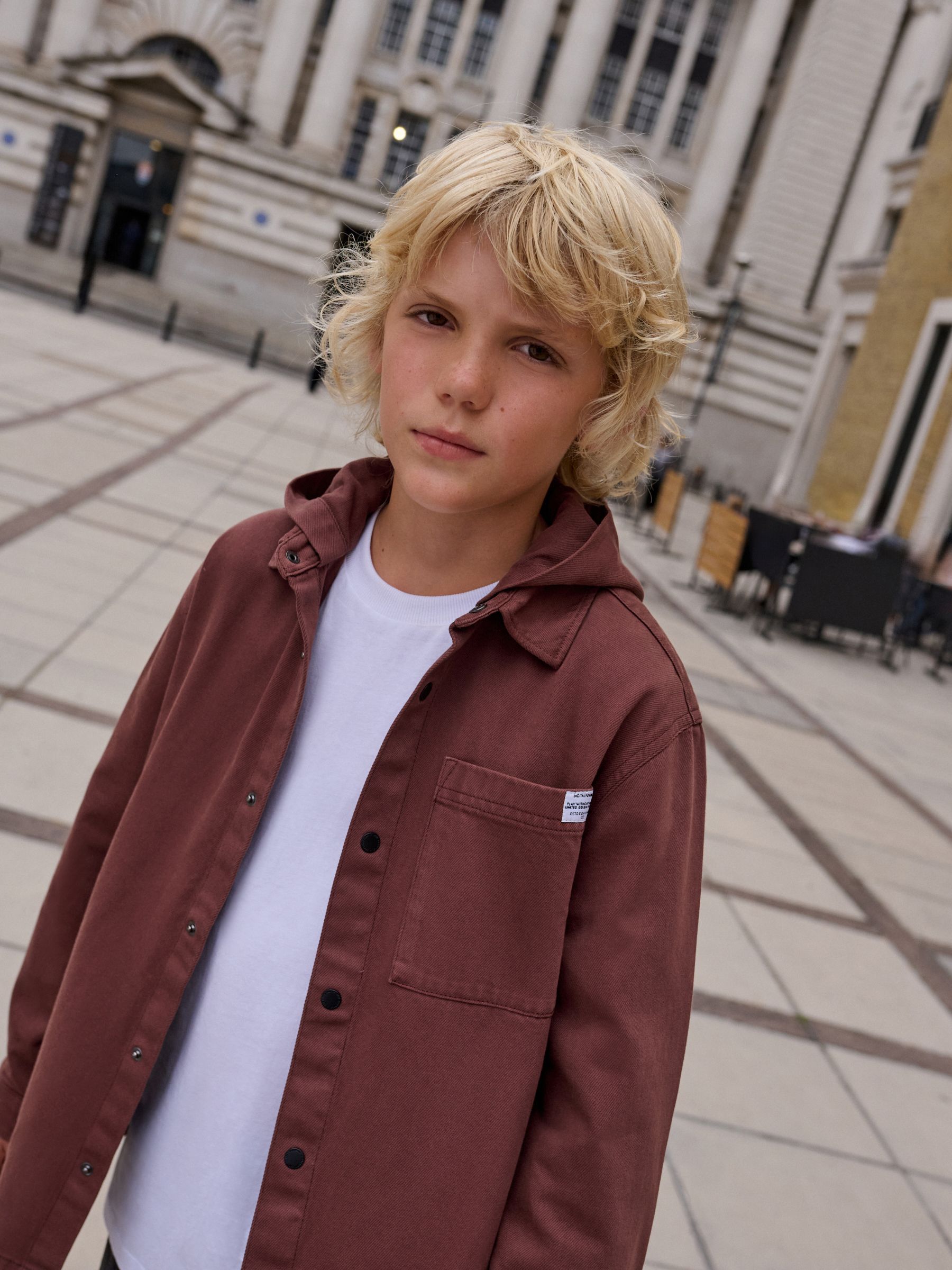Roestbruin - Overshirt met capuchon en twill kraag (3-16jr)