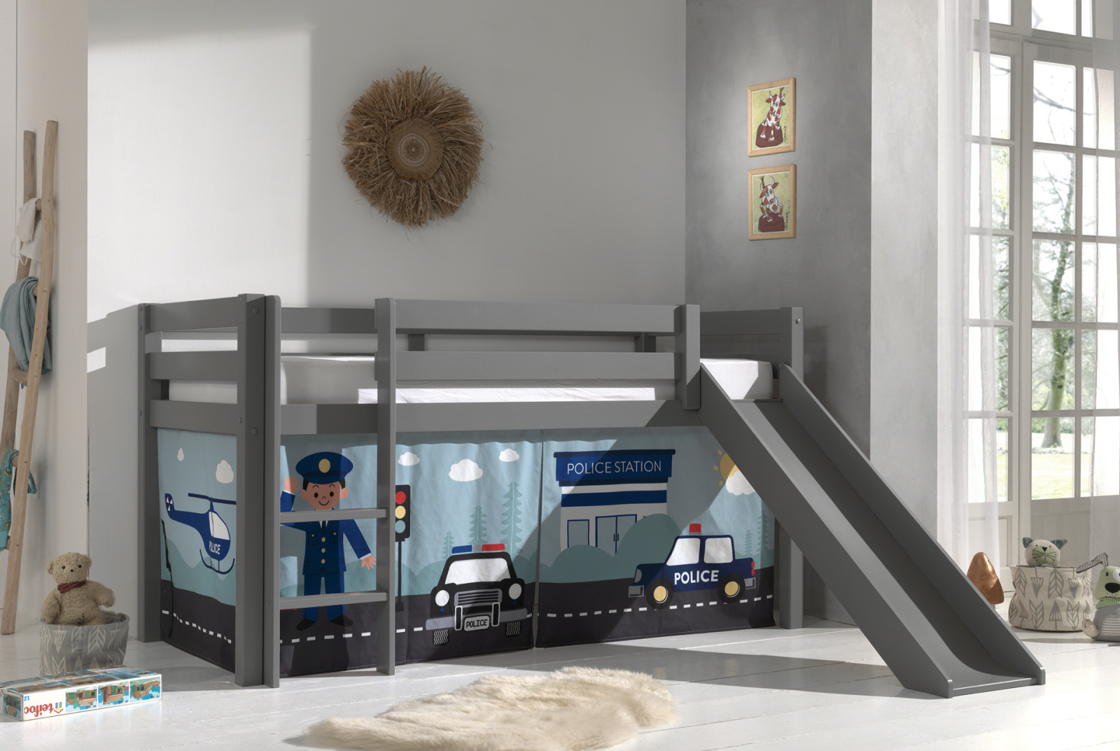 Halbhochbett PINO - POLICE - Kiefer grau Massivholz - mit Rutsche - 90x200 cm
