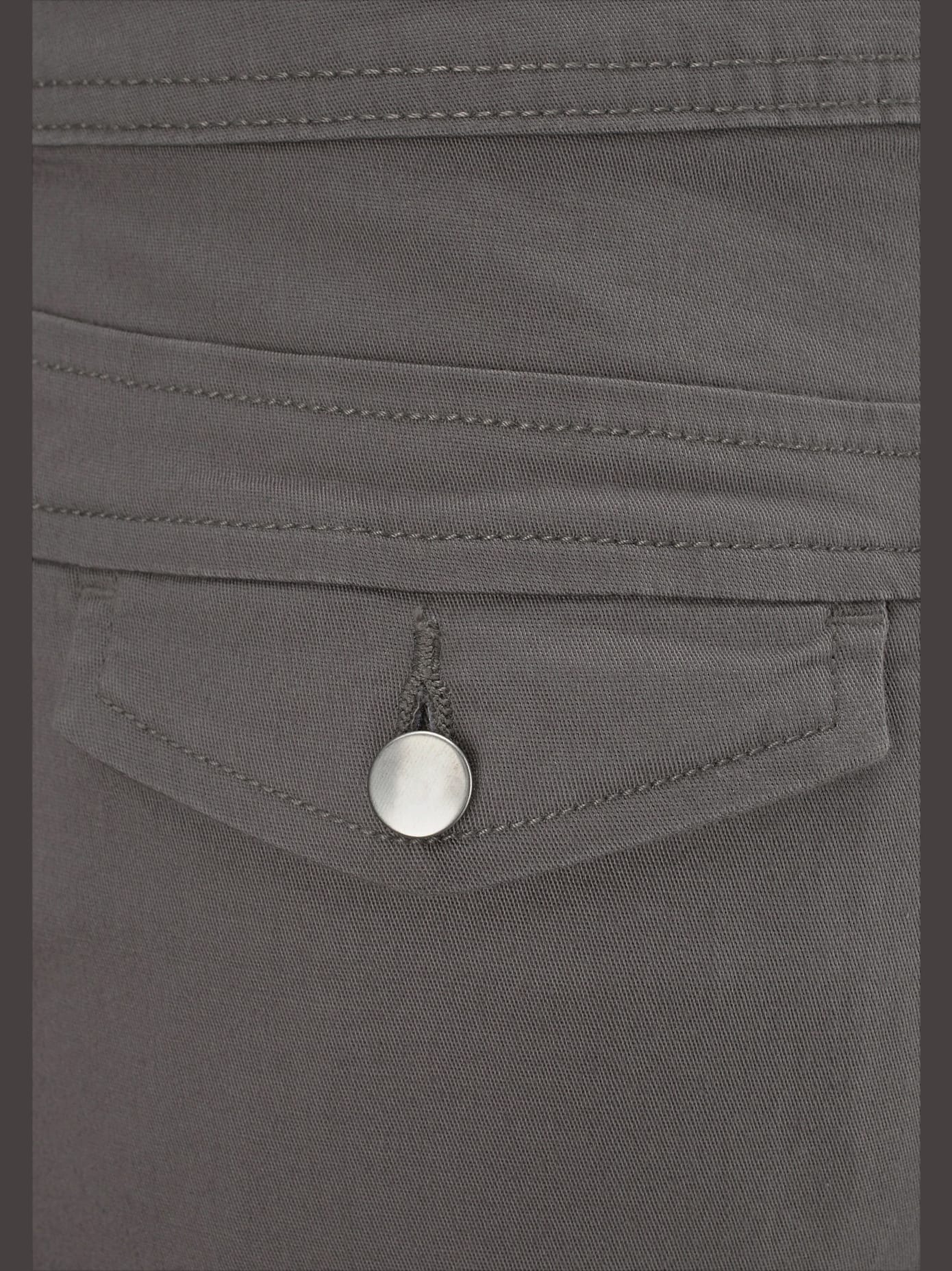 Shorts short avec pinces tendance devant
