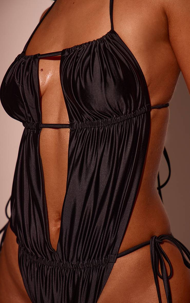 Noir Maillot De Bain À Découpes Et Finition Brillante