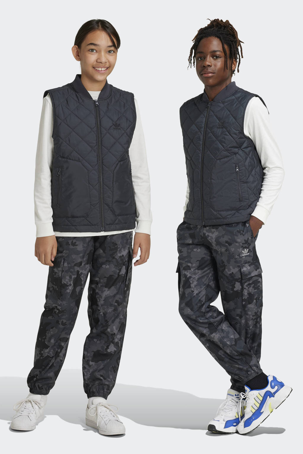 adidas cargobroek antraciet
