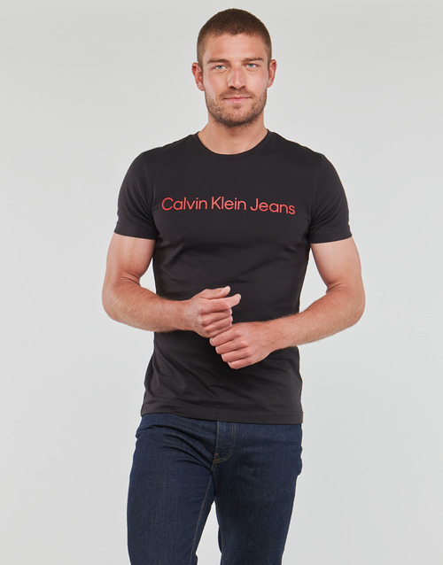Calvin Klein Jeans - CORE INSTITUTIONAL LOGO SLIM TEE - Noir / Rouge