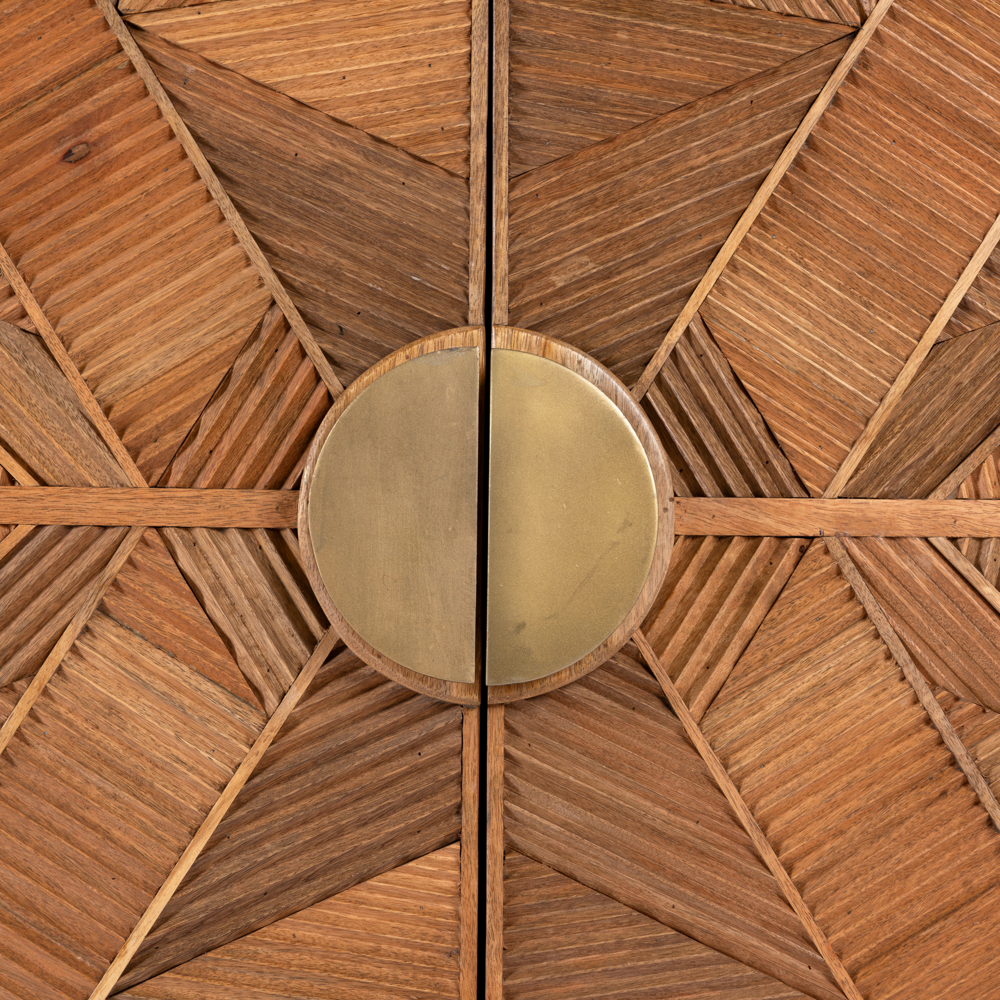 Dressoir Varuni #1