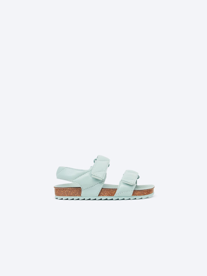Sandália acolchoada com tira de velcro - Verde menta