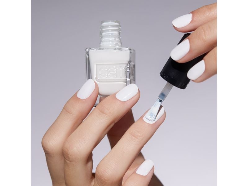Catrice Nagellack Gel Affair 001 Ibiza Feeling Langanhaltender Gel-Nagellack in einem leuchtend-weissen Farbton