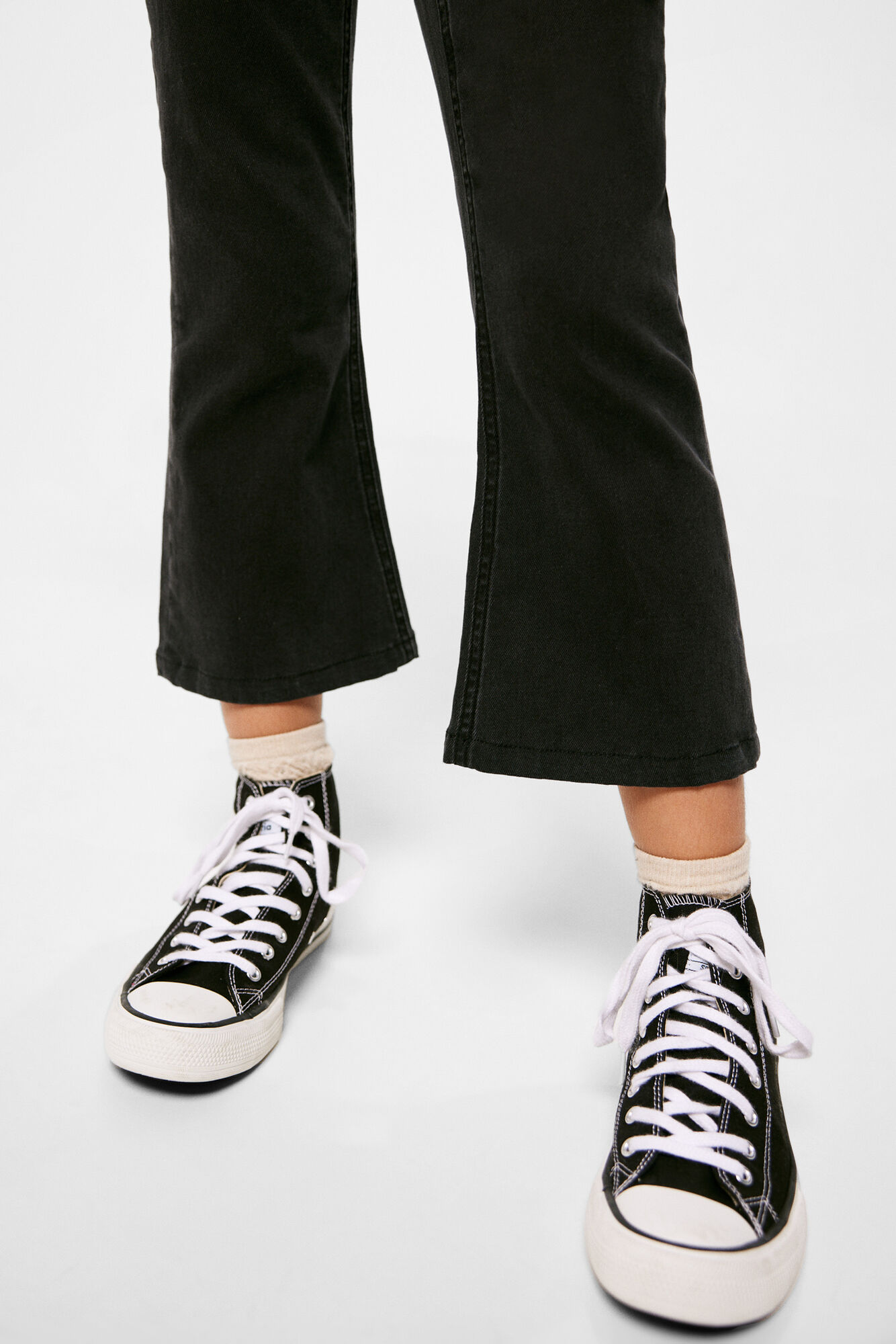 Calças jeans flare para meninas