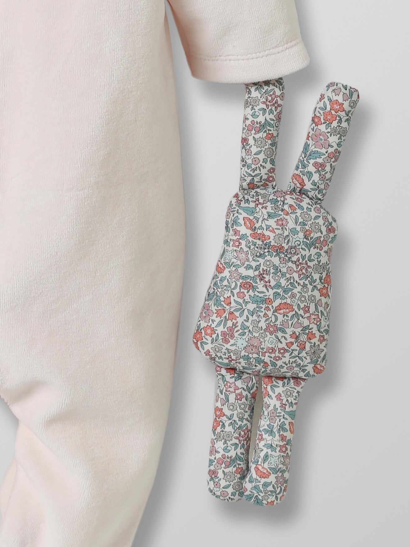 Coffret cadeau Bébé : dors-bien en velours et tissu Liberty + doudou