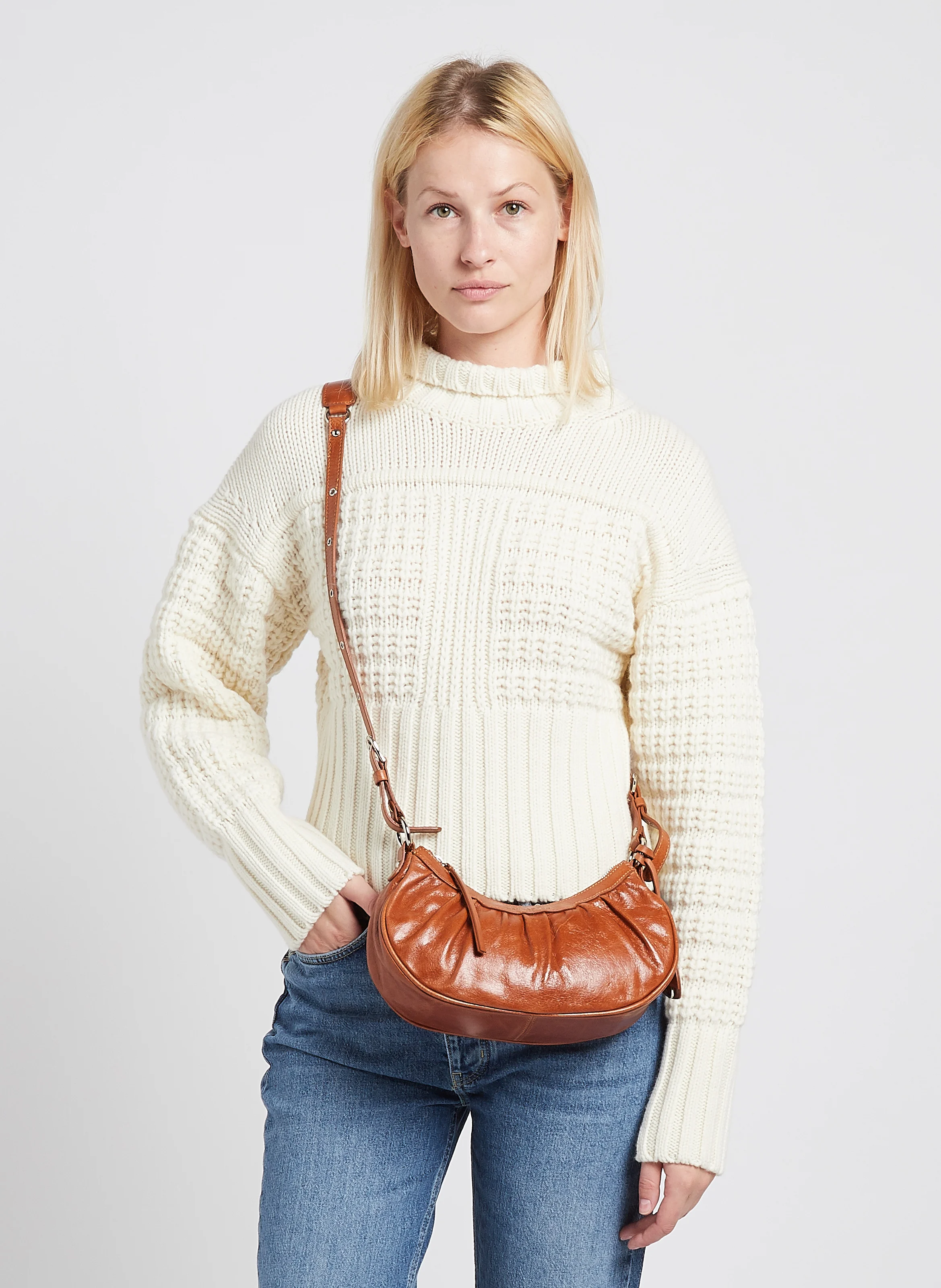RETRO & GLAM - Sac demi-lune en cuir | Marron