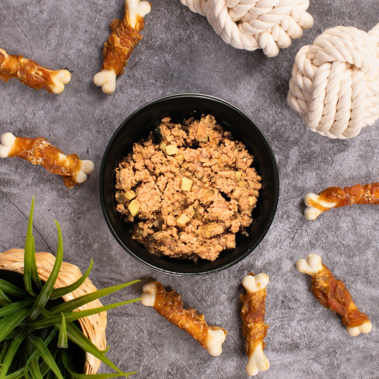 Lyra Pet Lecker.Pet Gino's Saftige Fleischmahlzeit mit Huhn & Kartoffeln Hundefutter Nassfutter 6x400 g