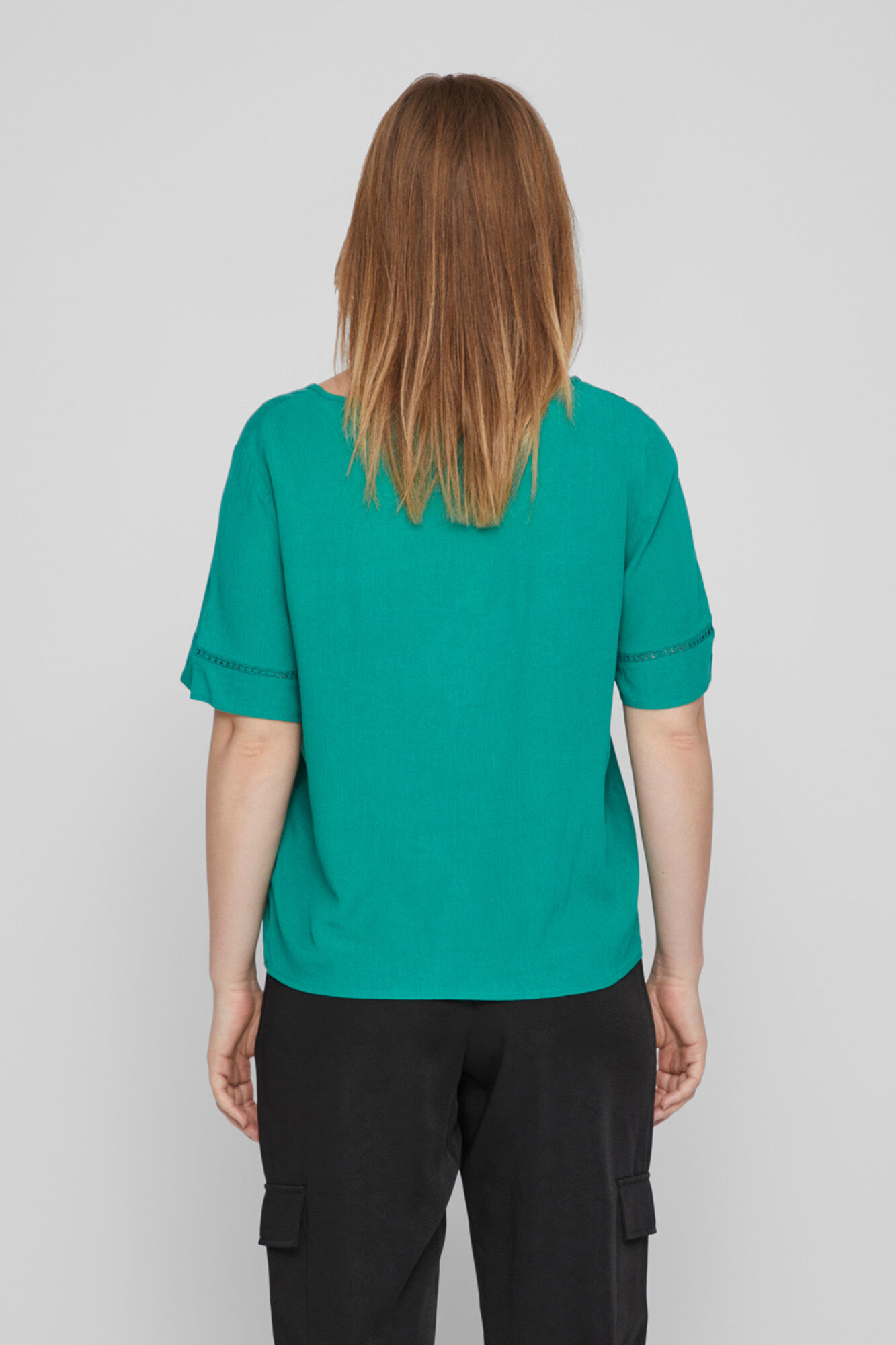 Camiseta feminina de manga curta com estampa vazada - Verde