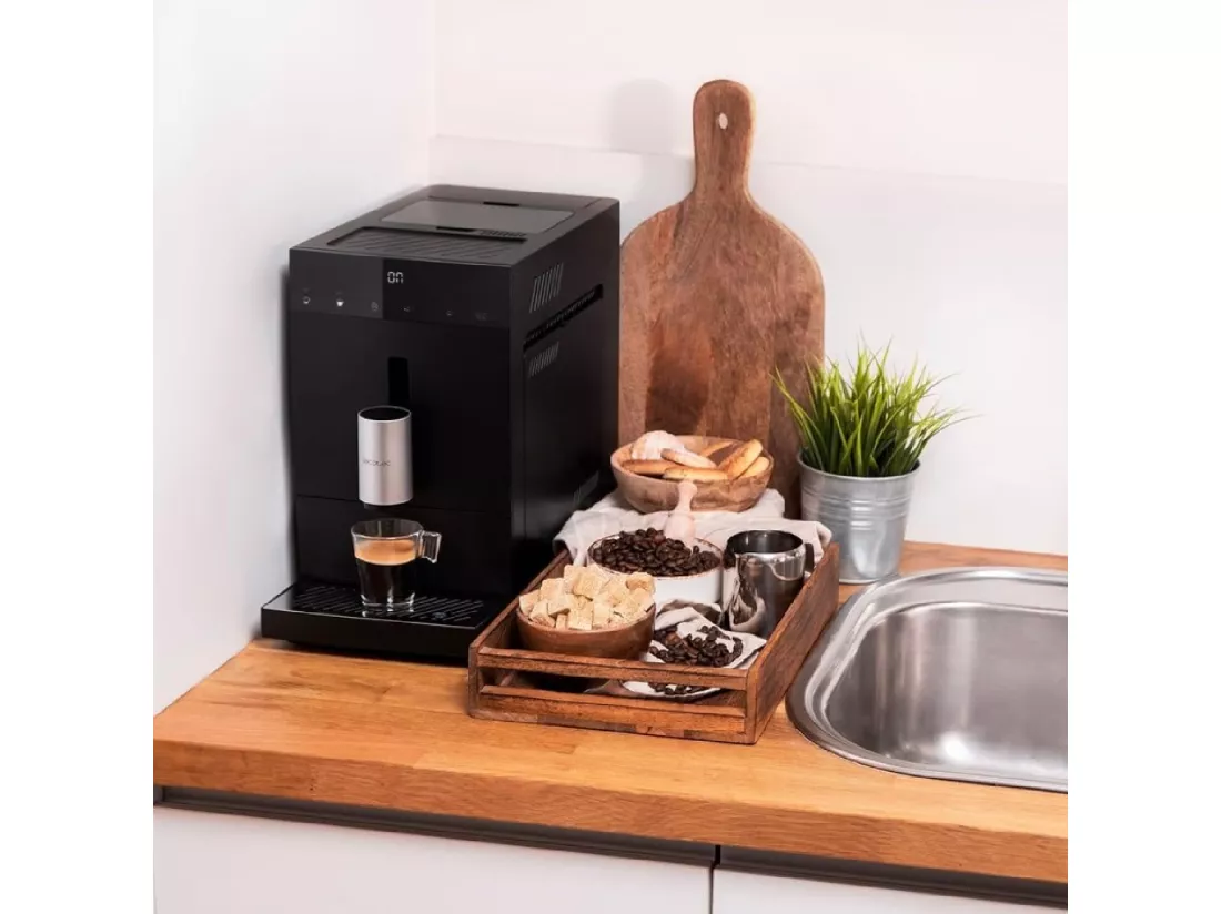 Cecotec Machine à café super automatique Power Matic-ccino Vaporissima. 1470 W, 19 bars, broyeur intégré, thermoblock, vaporisateur, capacité de 150 g de café en grain et 1,2 litres d'eau