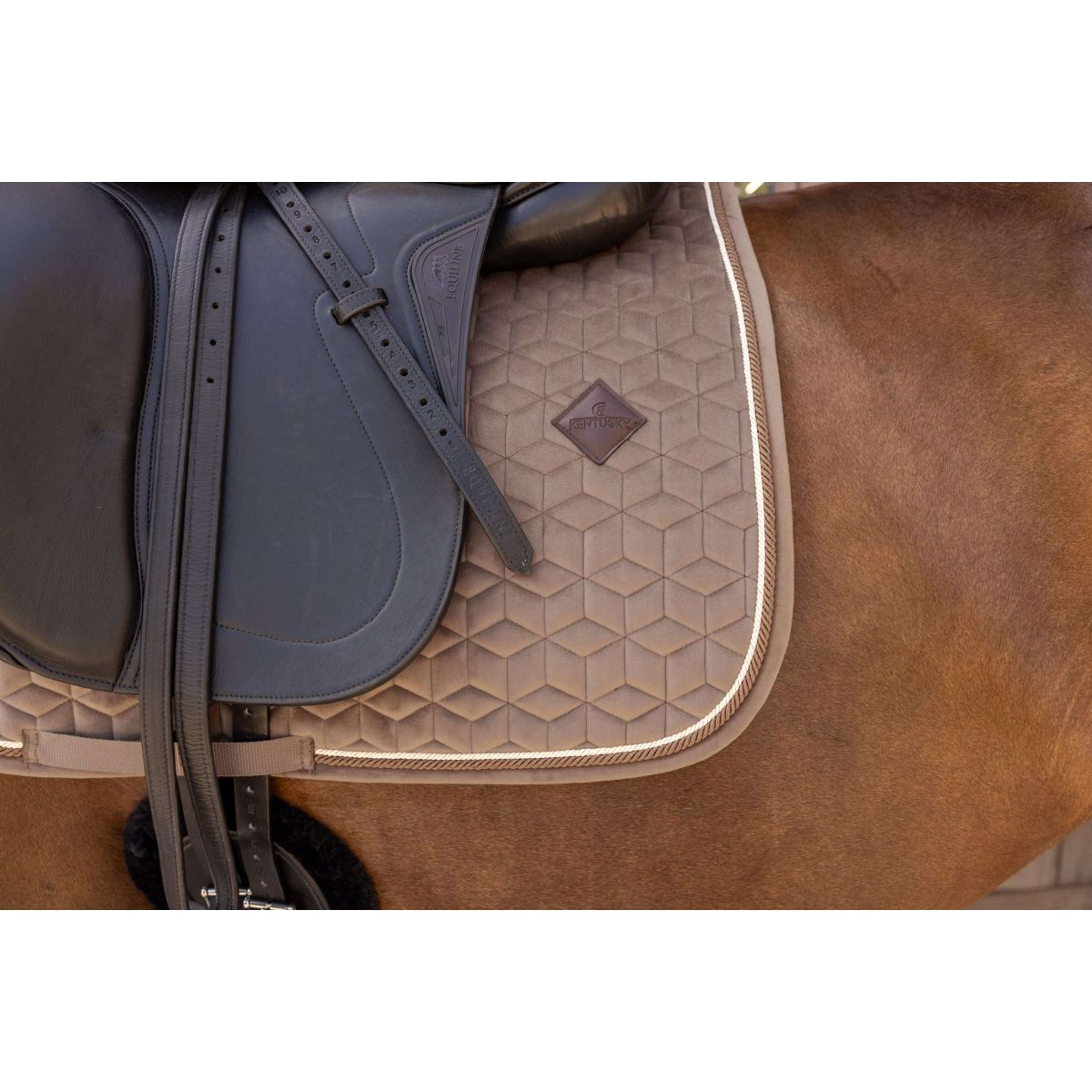 Kentucky Zadeldekje Velvet Dressuur Beige