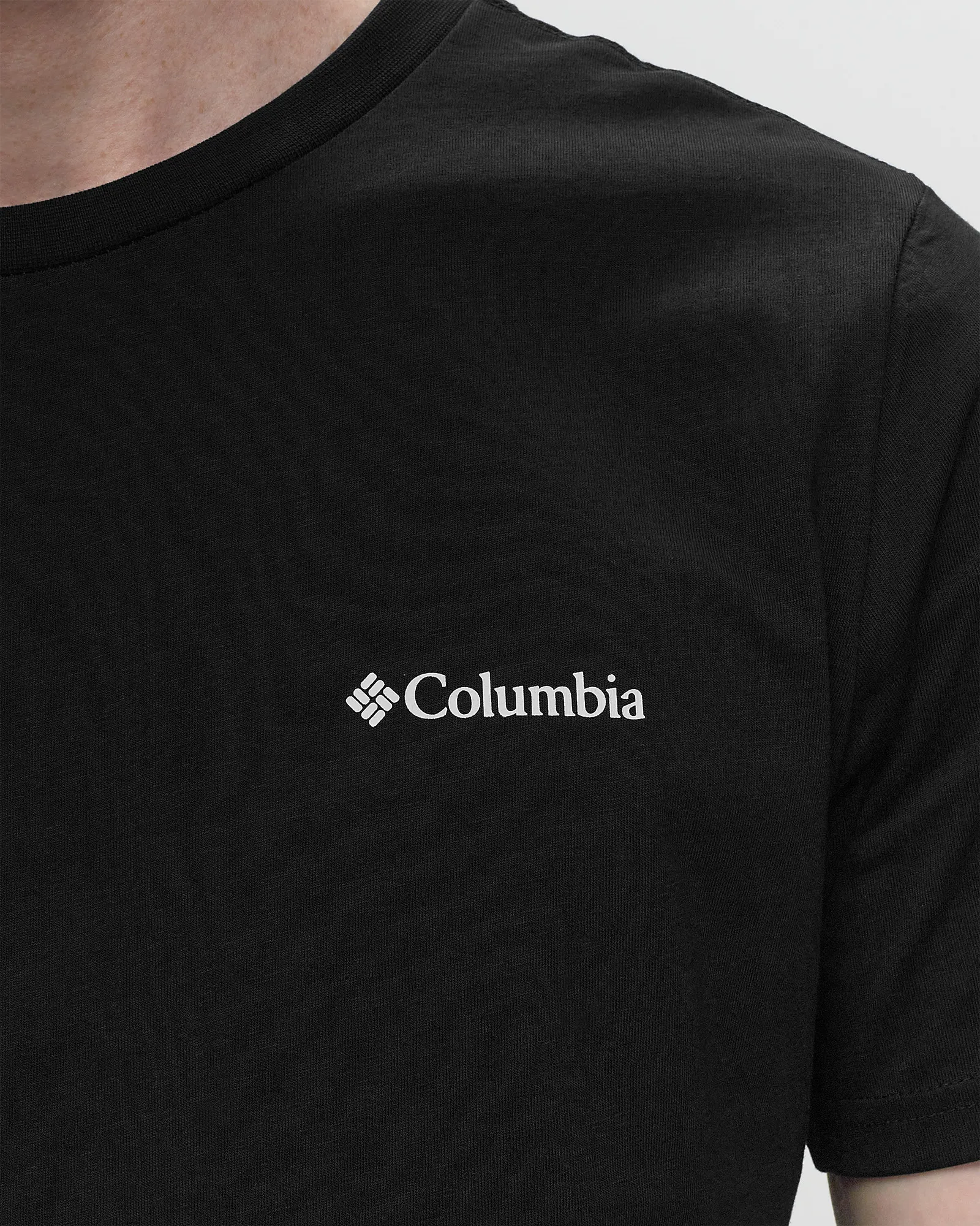 Camiseta Columbia CSC com o logotipo sazonal