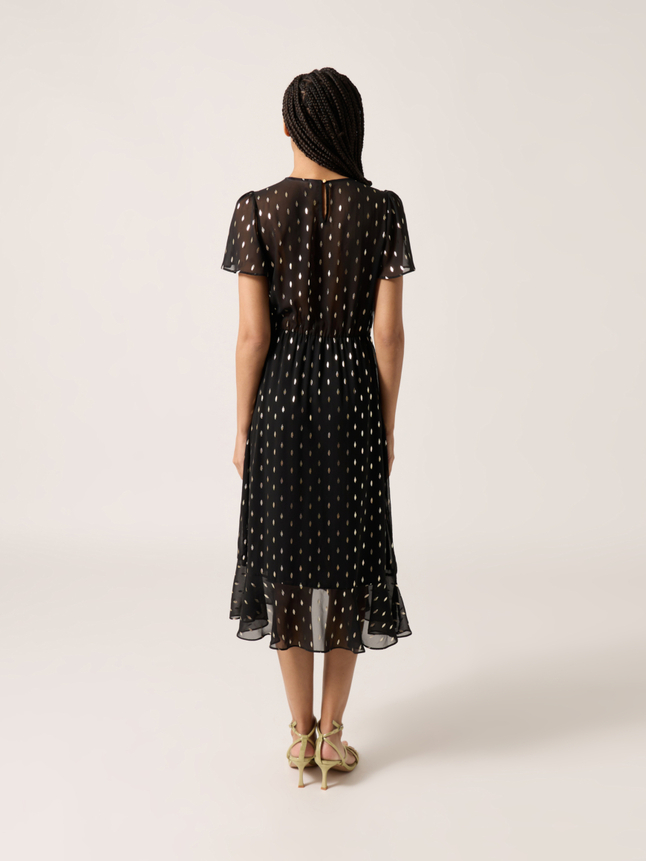 Robe col v cintrée