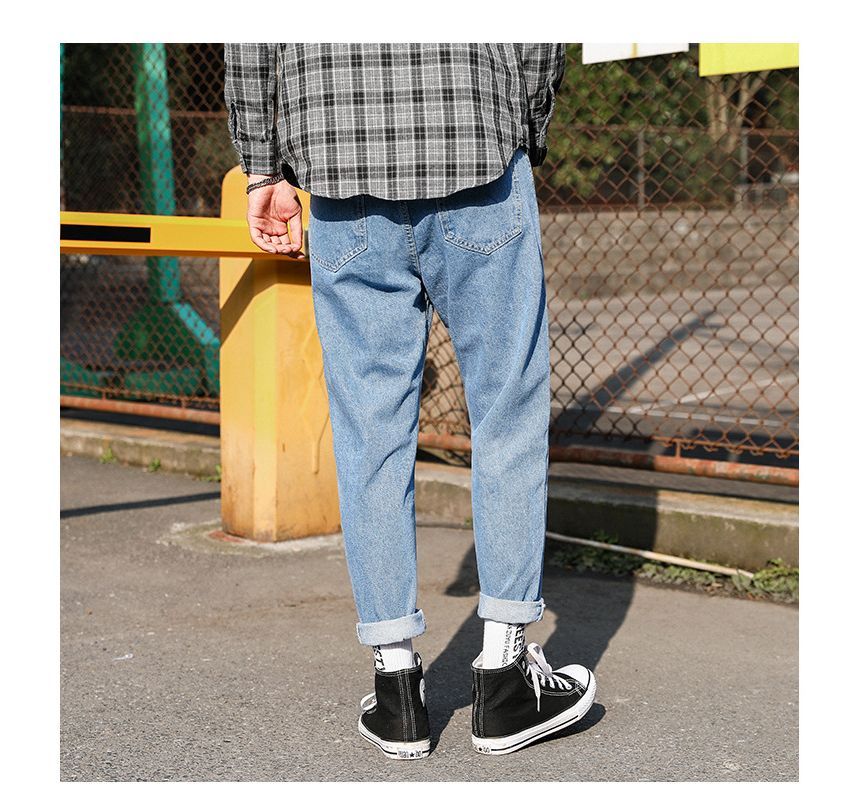 Denimic - Toelopende cropped jeans
