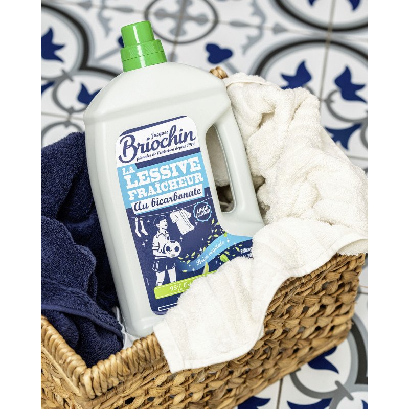 Lessive liquide au Bicarbonate Briochin Fraîcheur brise végétale - 50 lavages - Bidon de 2,27 L