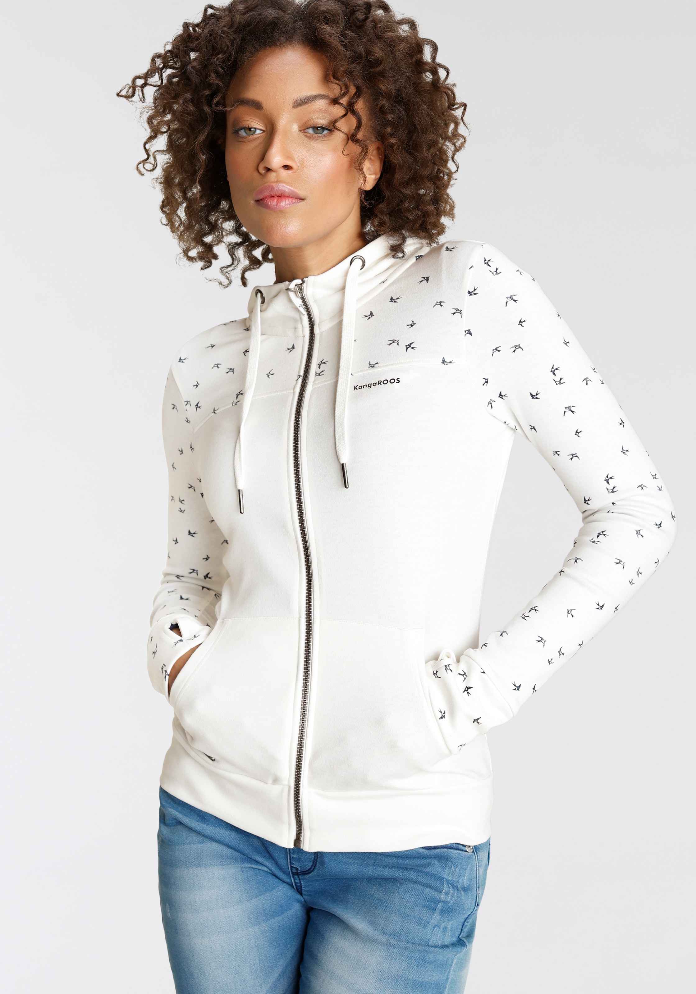 KangaROOS Kapuzensweatjacke , mit filigranem Print
