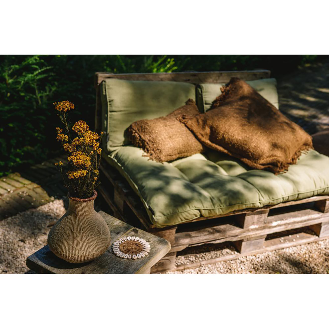 Bazar Bizar Housse de coussin Oh My Gee marron - 30x50 cm