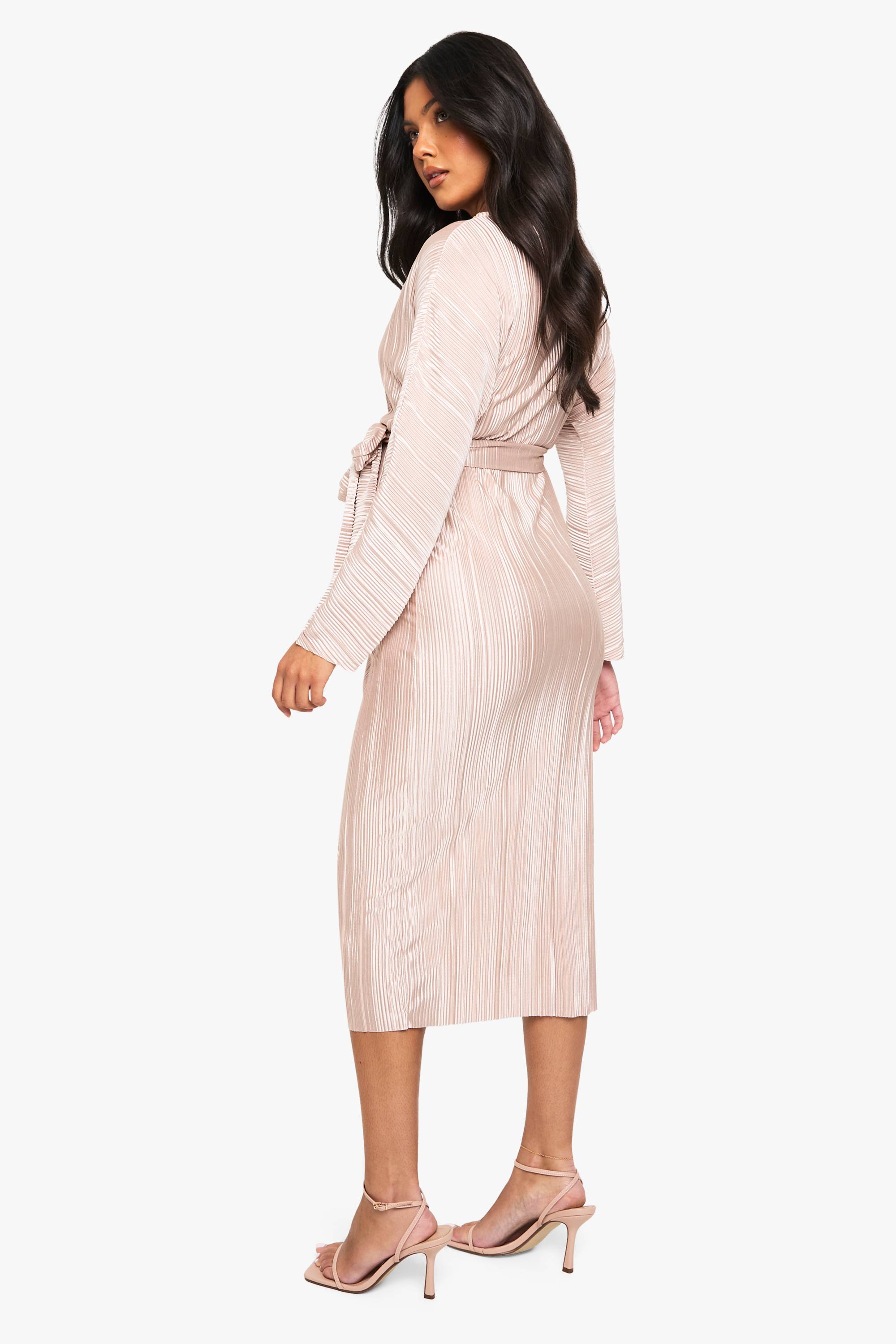 boohoo Robe Midi Plissée à Ceinture pour Maternité