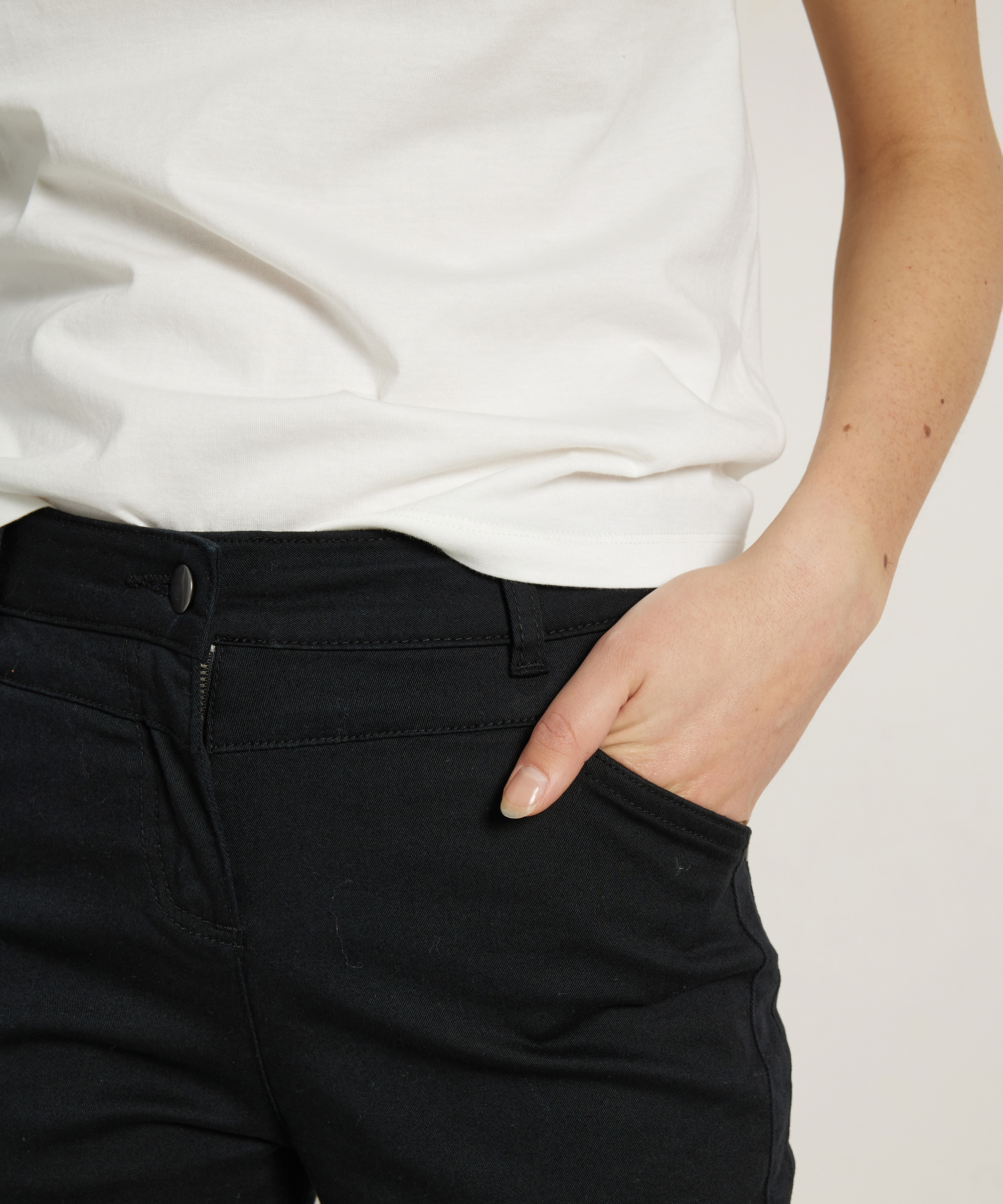 slim fit capri broek uni