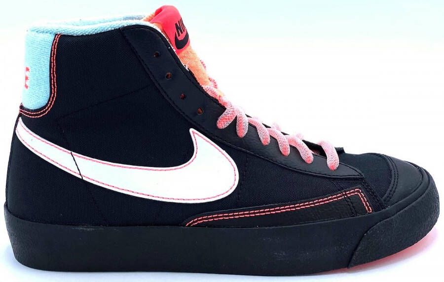 Nike Blazer Mid '77 GS sneakers zwart wit roze lichtblauw