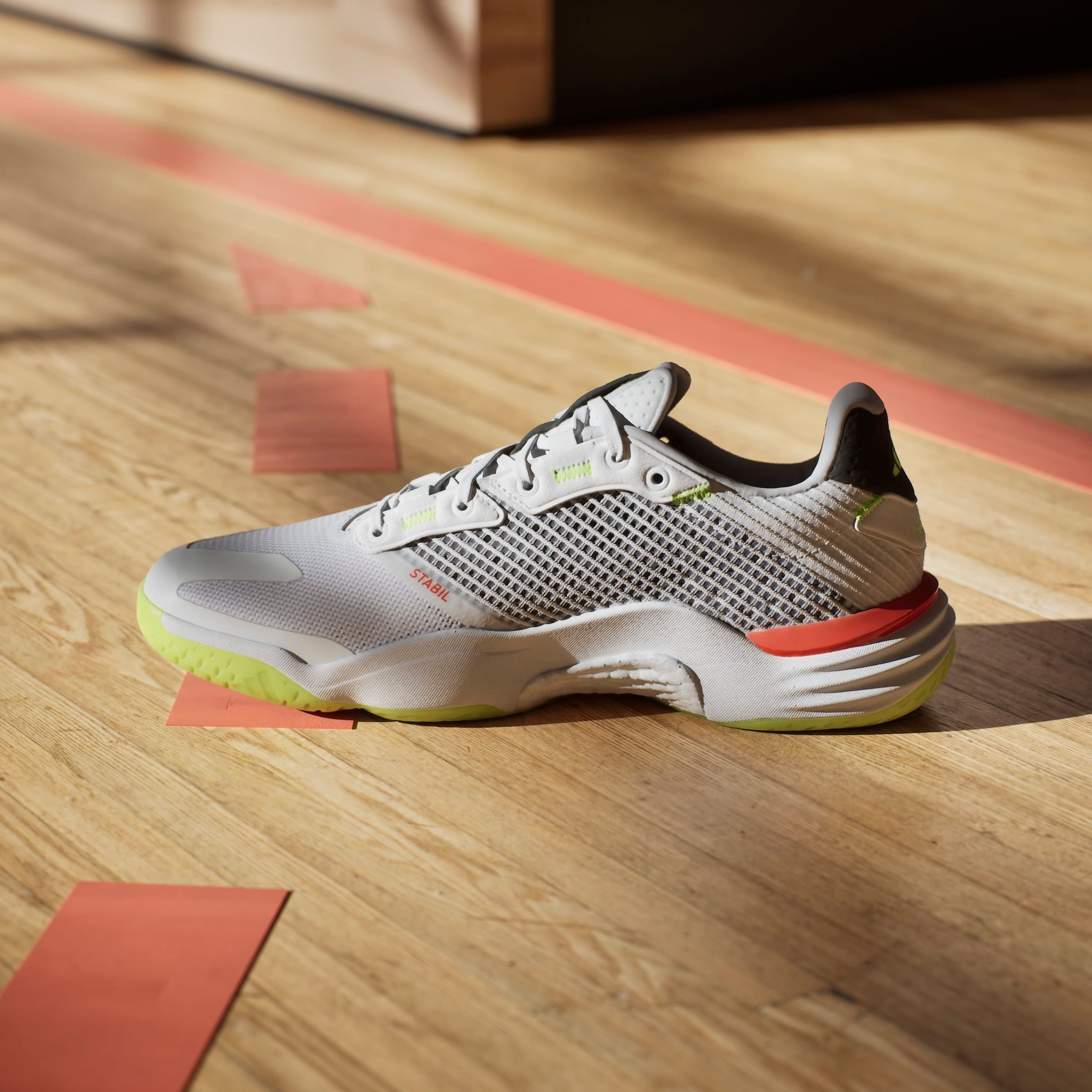 adidas Performance Hallenschuh »STABIL 16 INDOOR«