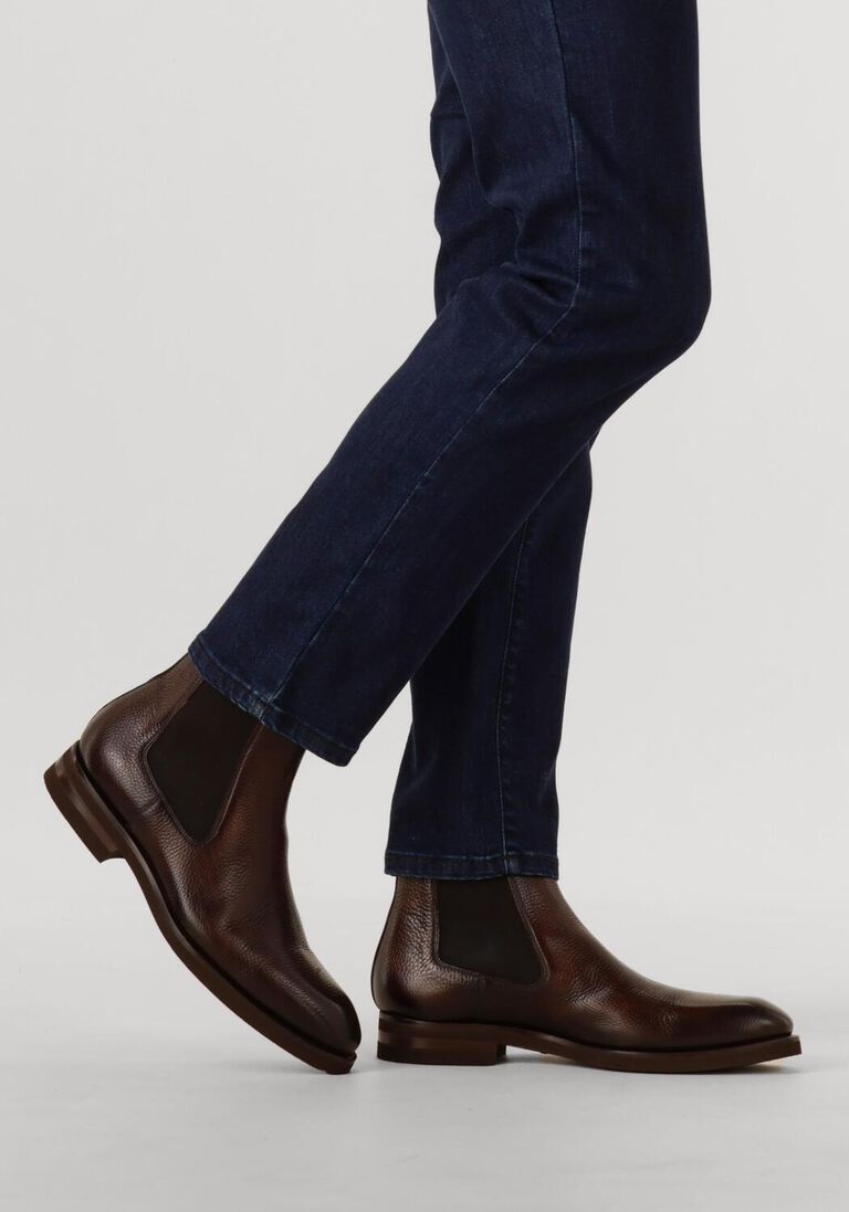 bruine magnanni chelsea boots 23800