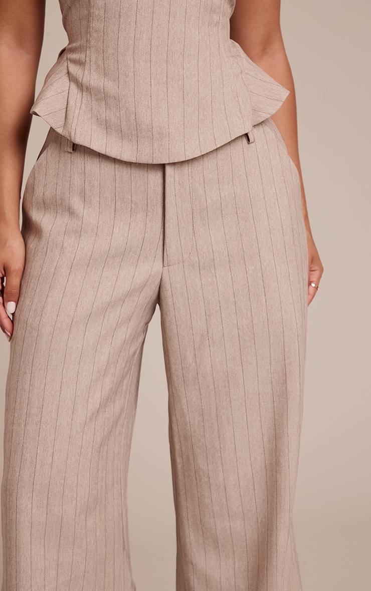 Beige Pantalon Tailleur Petite À Rayures Fines Et Jambes Larges