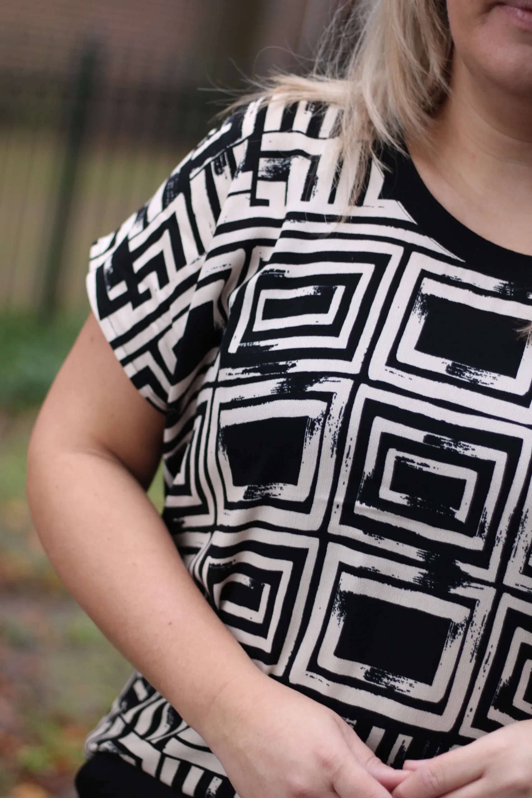 Culture - Kate Capsleeve - Black/Creme