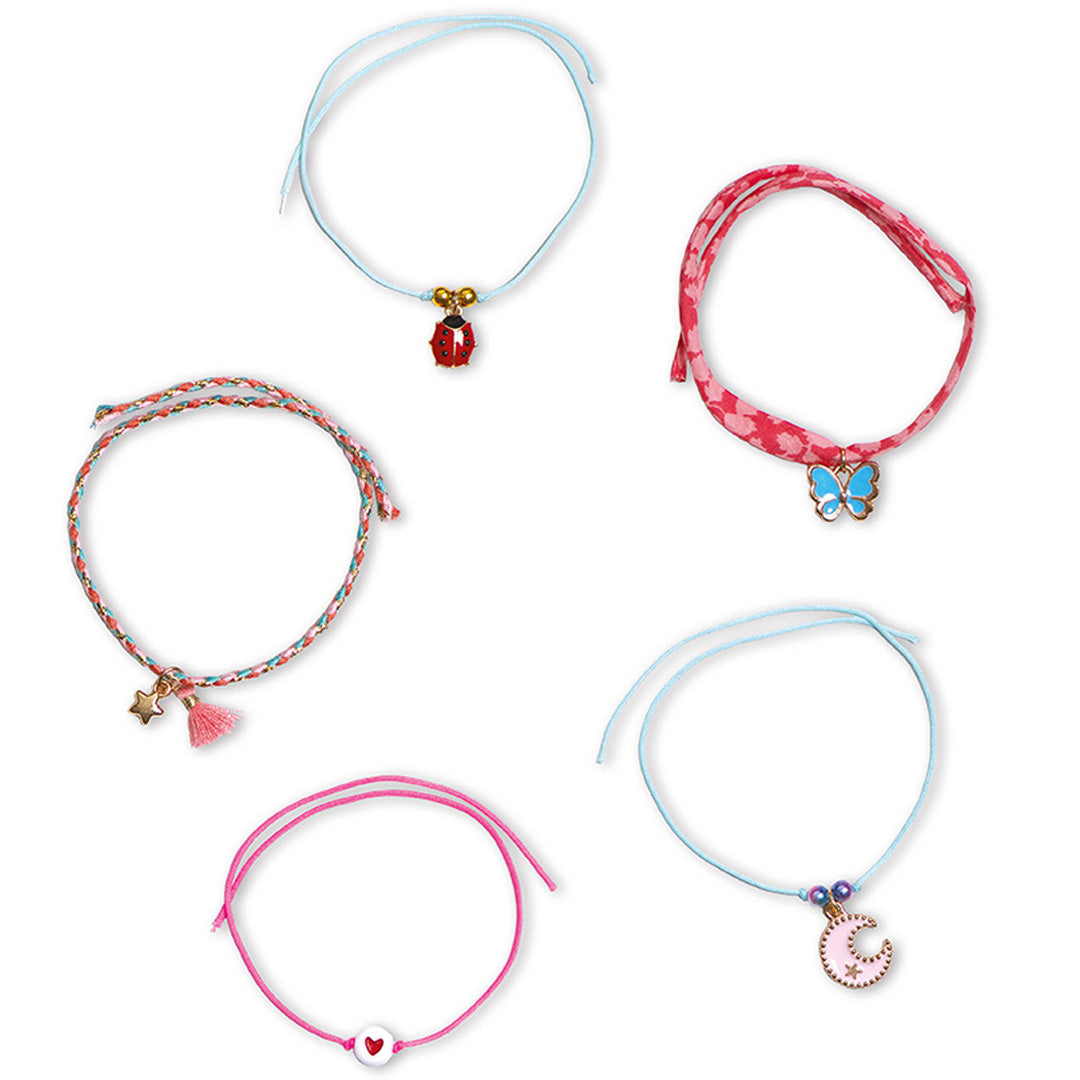 Janod atelier bijoux wensarmbanden maken