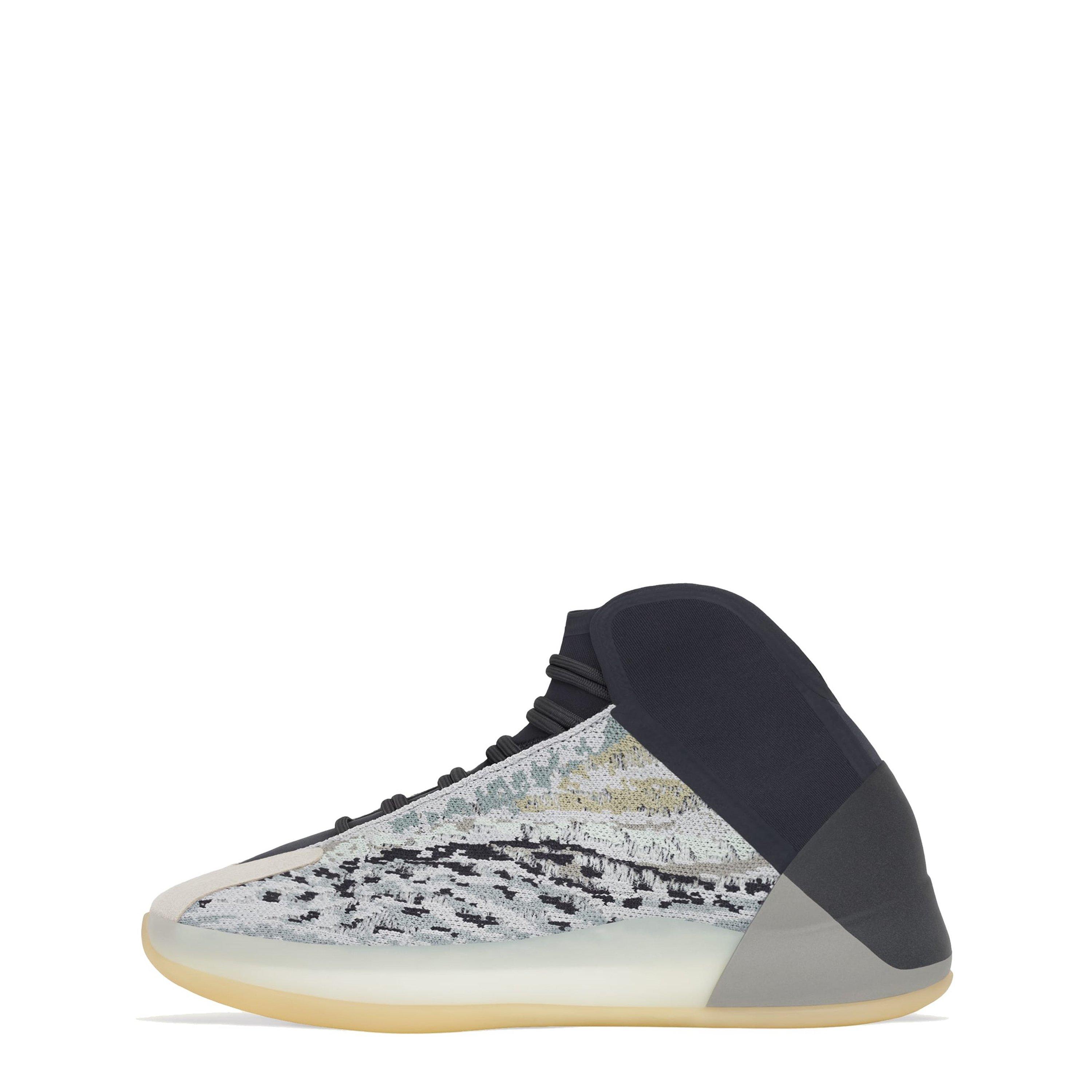 Yeezy Quantum Sneakers