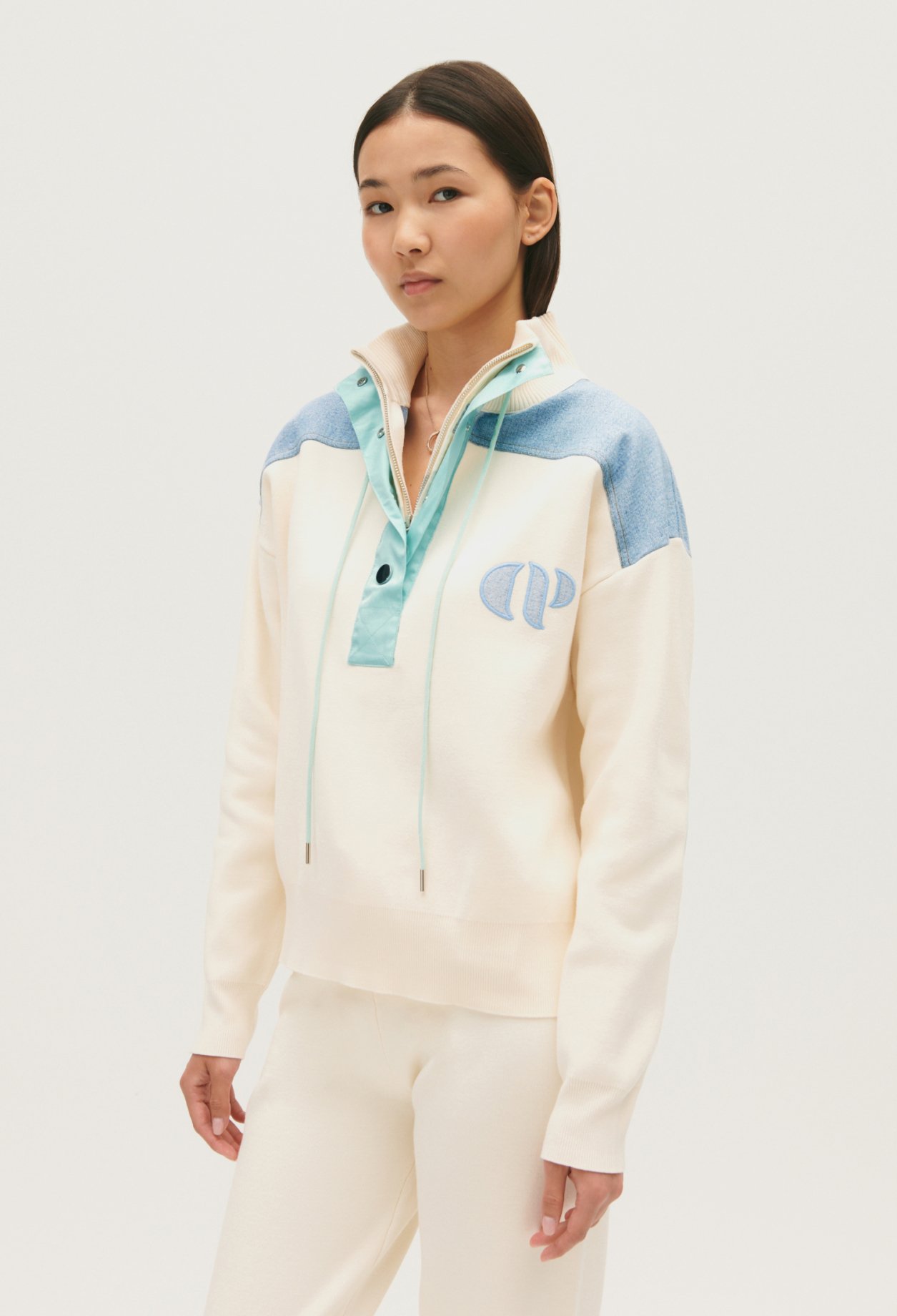 Sweatshirt Minimum col camionneur ecru