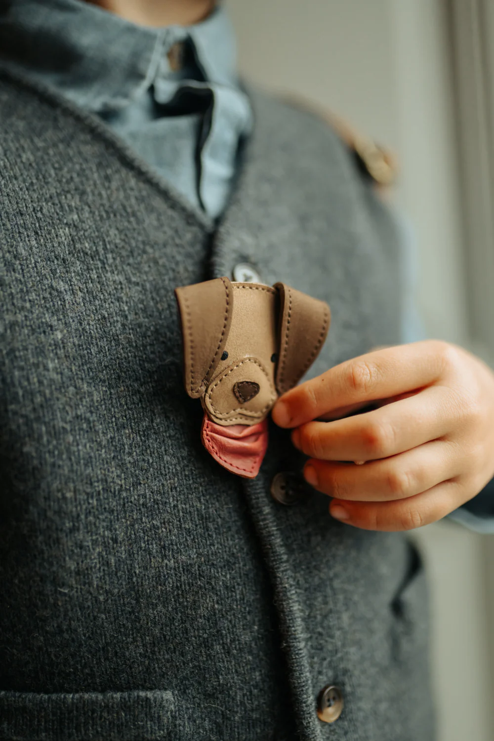 Stanzen Clip | Western Dog | Truffle Nubuck