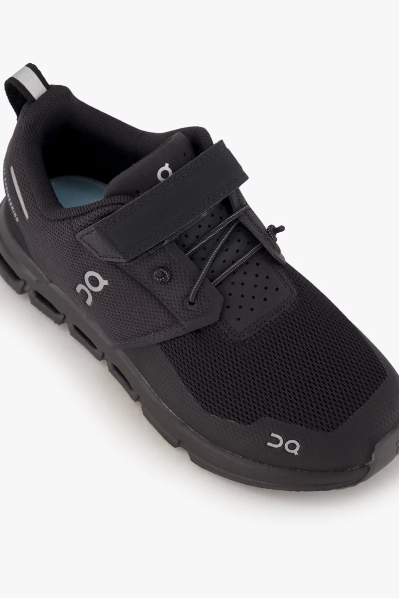 ON Cloud Play Kinder Sneaker
