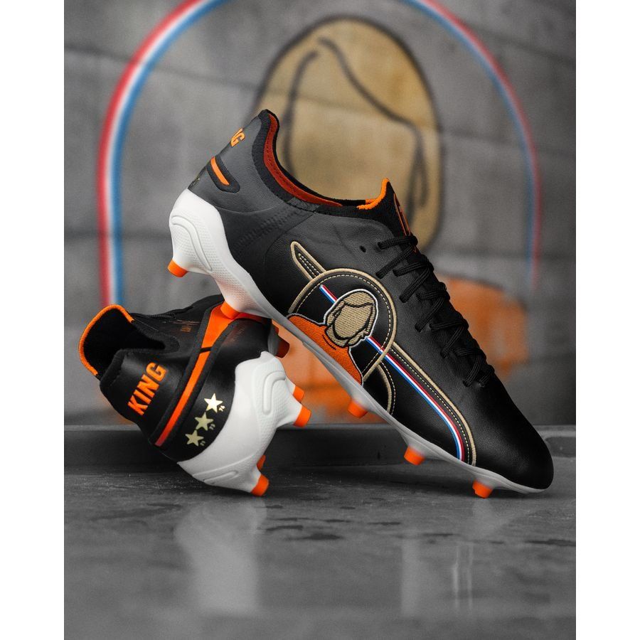 PUMA King Ultimate Cruyff FG/AG Legends - Noir/Blanc/Orange/Doré/Frosted Ivory ÉDITION LIMITÉE